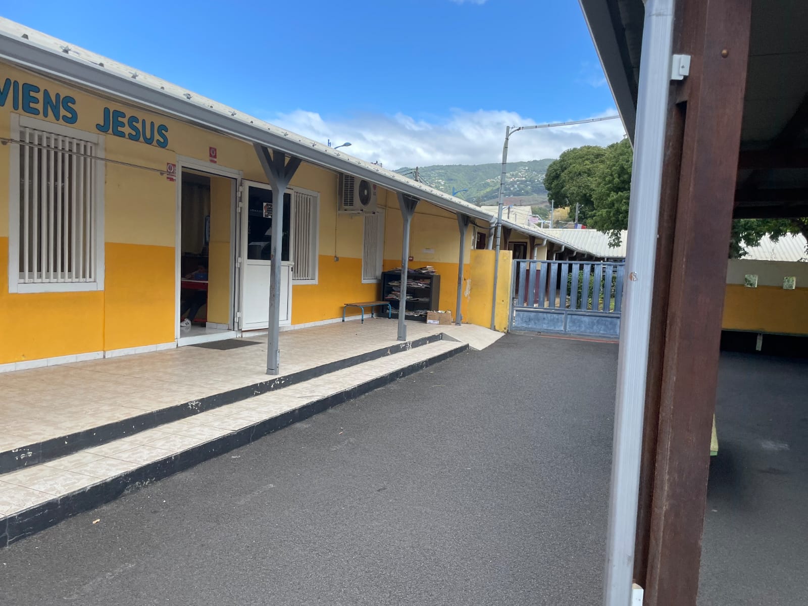 Chantier peinture : Ecole Sainte Madeleine